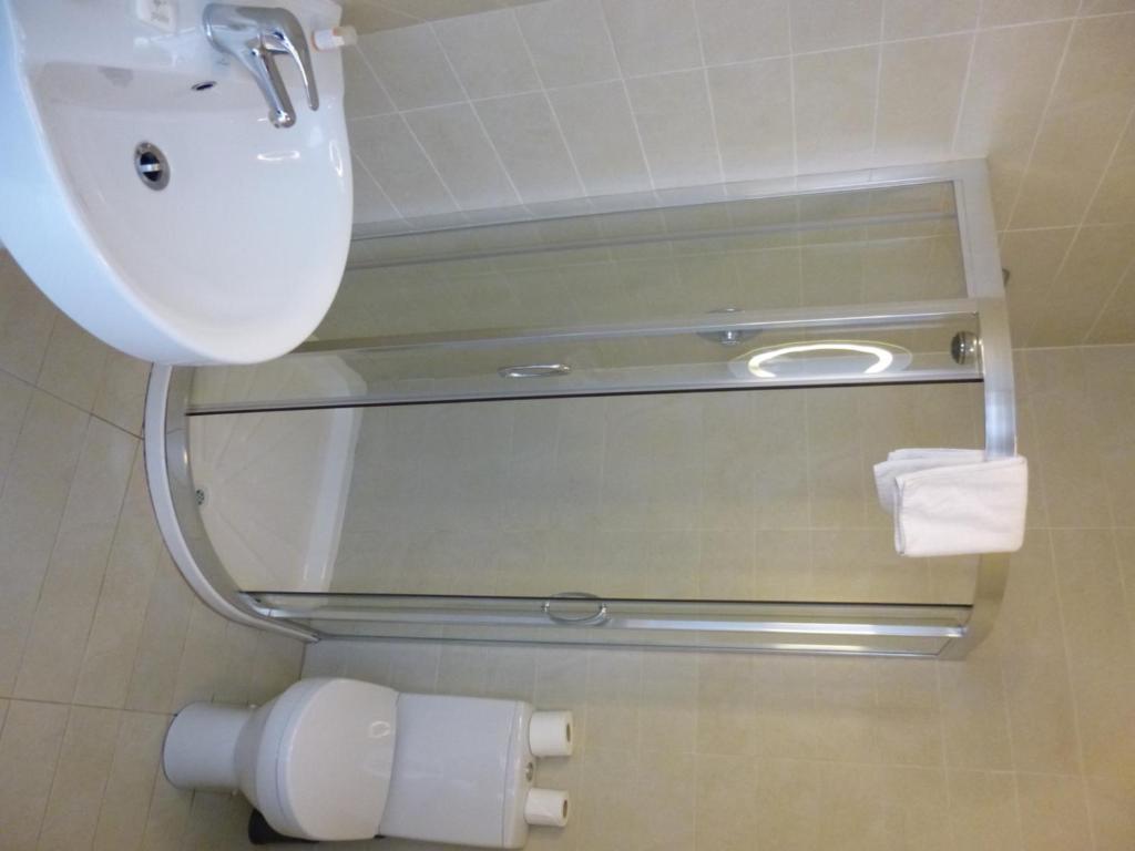 The White Lady Hotel كينسالي الغرفة الصورة